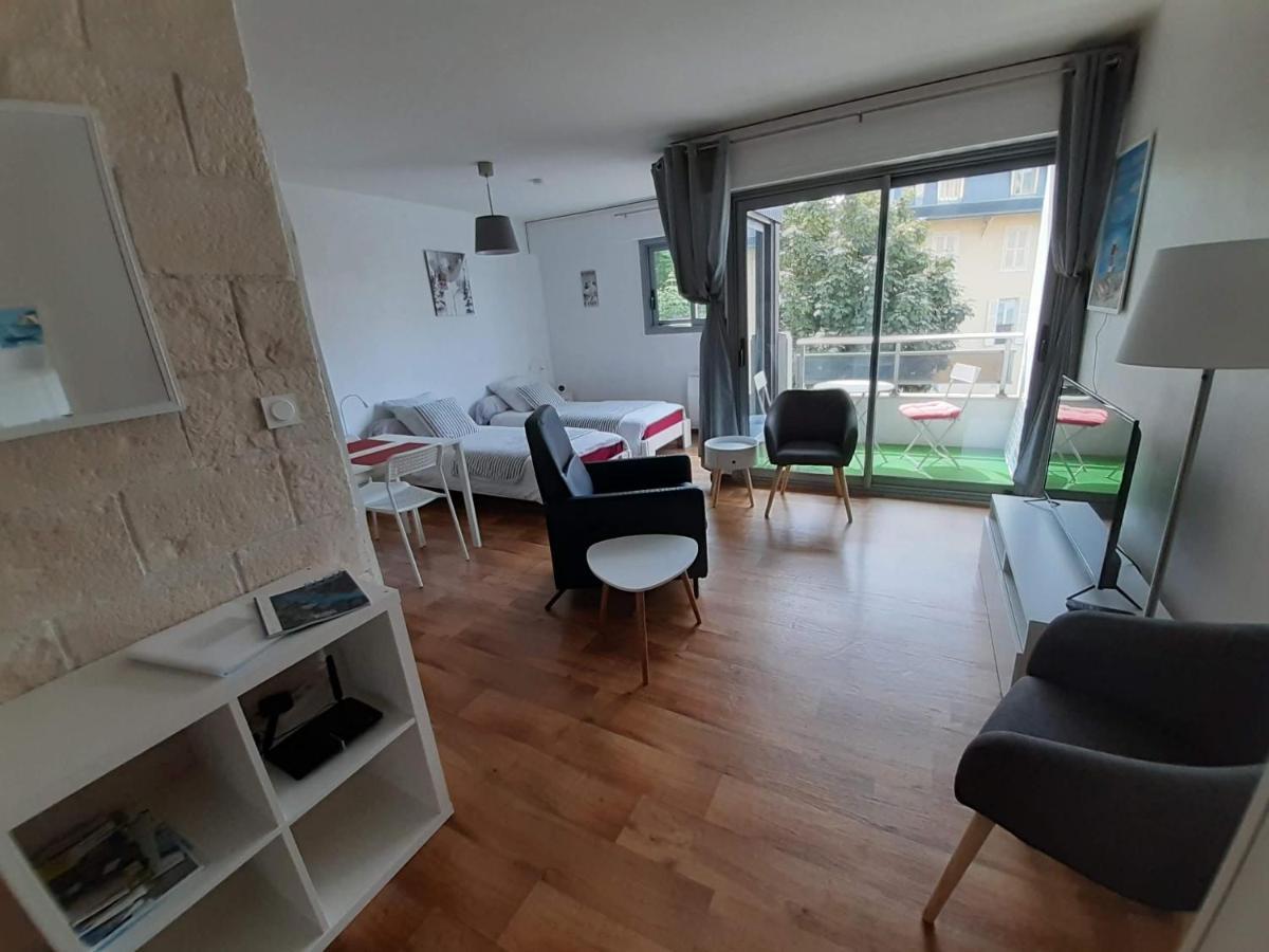 Studio Calme Renove Parking Proche Centre Et Thermes Aix-les-Bains Exterior photo